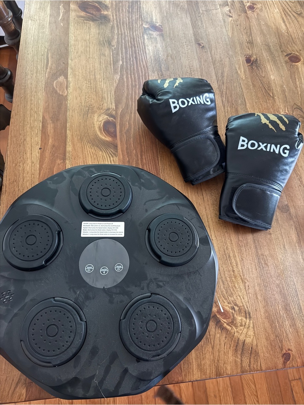 BOXING Black and Gold Training Gloves with Black punch lights sound